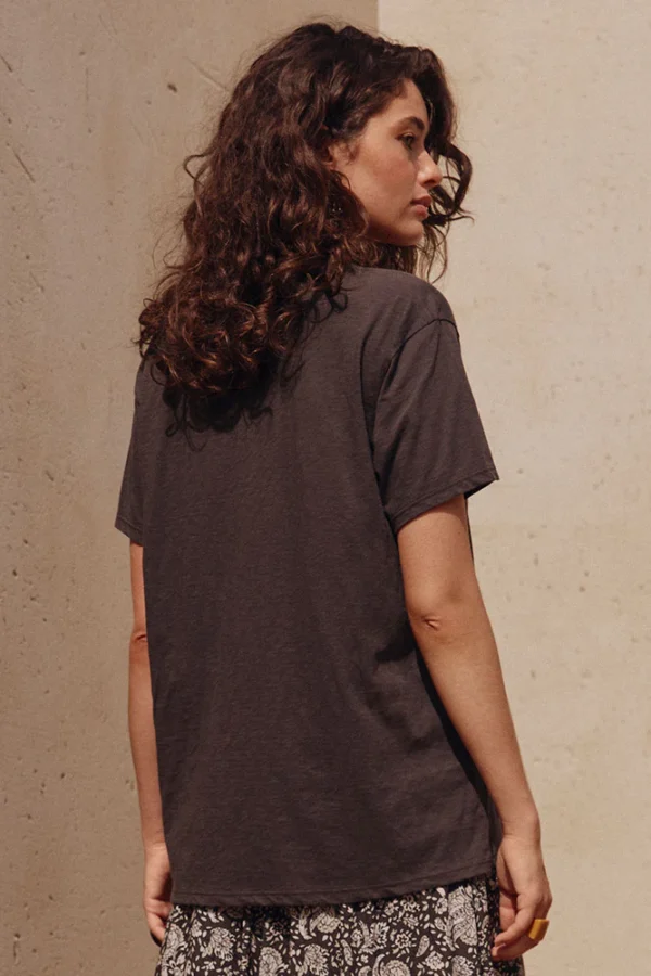 Zibiya Women's "The Wonderland Festival" Graphic Tee - Image 2